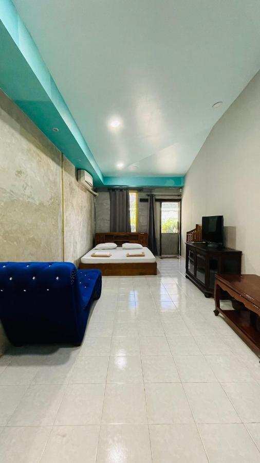 Super Hostel Nonthaburi Eksteriør bilde