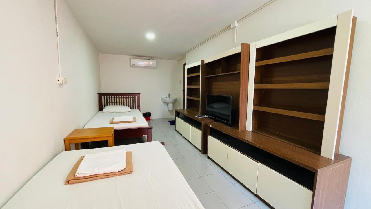 Super Hostel Nonthaburi Eksteriør bilde