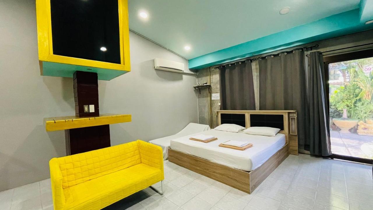 Super Hostel Nonthaburi Eksteriør bilde