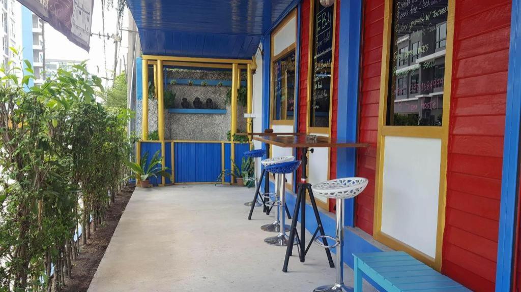 Super Hostel Nonthaburi Eksteriør bilde