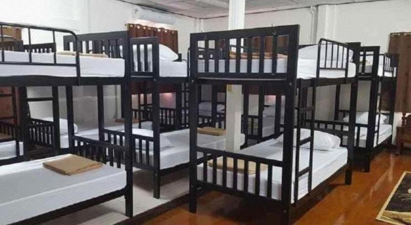 Super Hostel Nonthaburi Eksteriør bilde